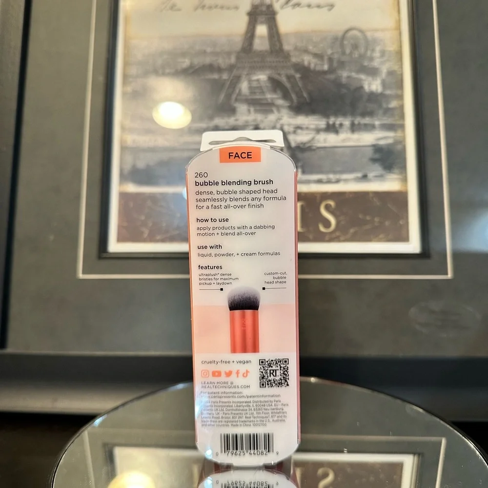Real Techniques Bubble Blending Brush